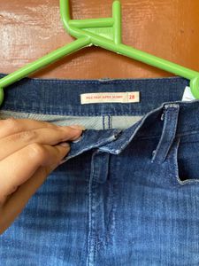 Levi’s mini skirt