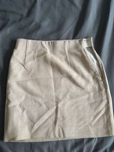 Chic Beige Mini Skirt
