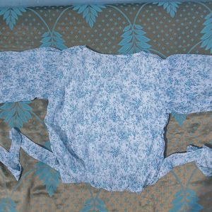 Chic Floral Tie-Front Blouse