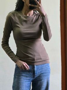 Classic Long Sleeve Crew Neck Tee