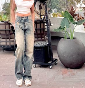Distressed Wide Leg Jeans