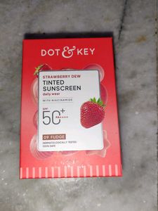 Dot and key tinted sunscreen
