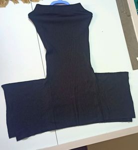 Fish Cut Black Skirt