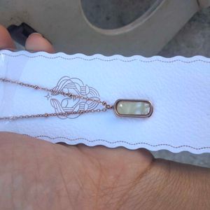 Anti tranish pendant
