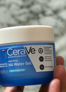 sealed CeraVe Hydrating HA Water Gel