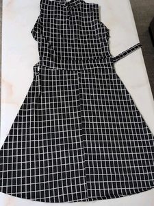 Chic Pattern Sleeveless Dress