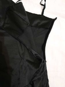 Elegant Black Ruffled Midi Dress