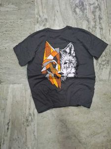 Tom hiddle Stylish Wolf Graphic T-Shirt