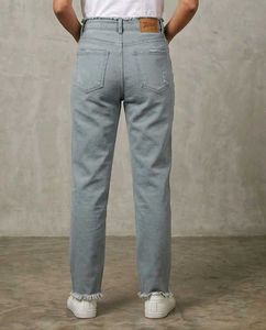 Light Wash Distressed Jeans