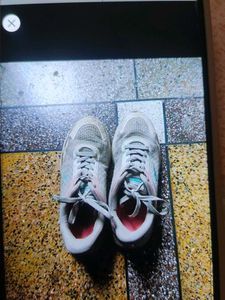 Comfortable Sports Shoes