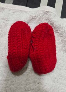 Red Knitted Baby Shoes