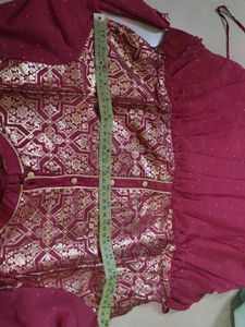 Aurelia Pink ethnic gown Gold Print new with tag