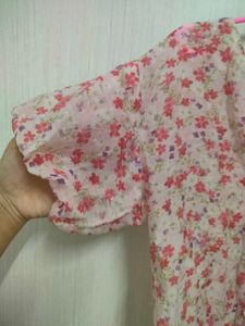 Floral Print V-Neck Puff Sleeve Top