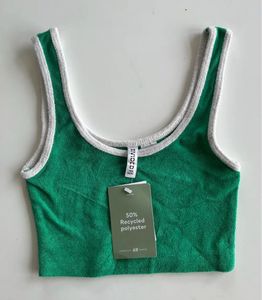 H&amp;M Green Ribbed Crop Top