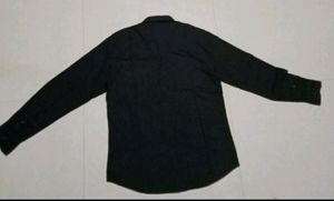 Men's Shirt {{Luxie Line }} Size M
