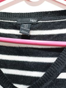 Original H@M Black And White Streps Sweater