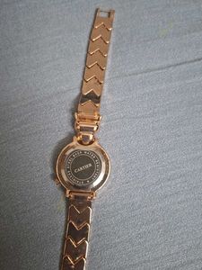 Elegant Rose Gold Watch with Animal Motif