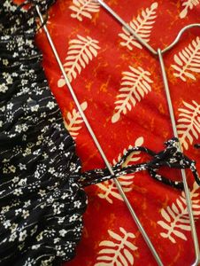 Floral Print Midi dress with free de