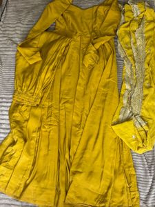 Elegant Mustard Kurta Set with Dupatta