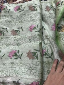 Elegant Floral Print Saree