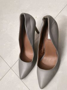 Elegant Grey Leather Stiletto Heels