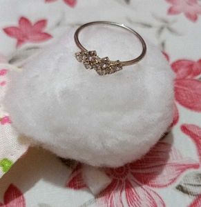 Sparkling Gemstone Ring