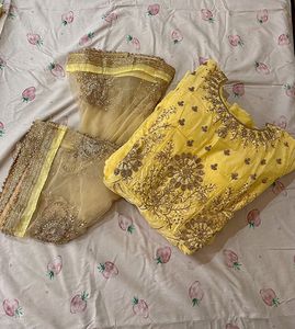 Yellow Hand Embroidered Gown 🌻🌟🌕