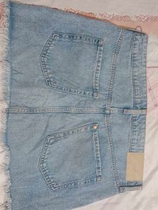 H n M denim skirt