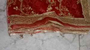 Red Chunri