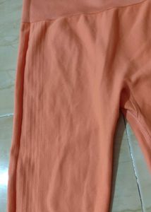 Comfortable Peach Yoga pants