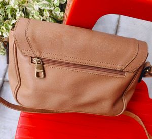 Roxbury brown sling bag