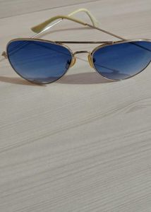 Aviator Sunglasses with Blue Gradient Lenses