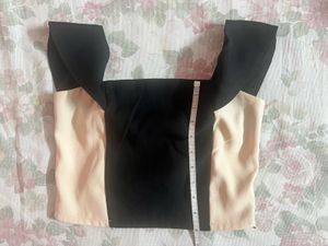 Chic Colorblock Crop Top