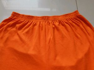 Orange Leggings😍🧡