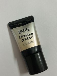 Maybelline Master Strobing Cream