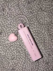 westside's NUON glossy pink Lipstick