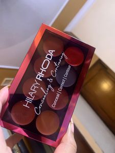 Hilary Rhoda Concealing And Contour Palette