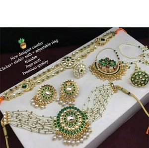 Traditional Women's Jewellery