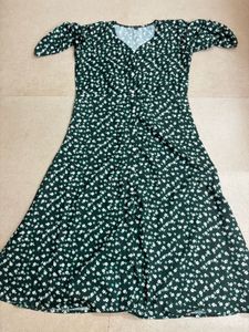 Dark green dress 🤍