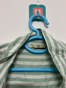 TRENDS Branded Shirt UNUSED CONDITION