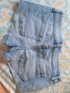 H&amp;M Light Wash Denim Shorts