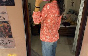 Coral &amp; White Printed Kurta