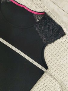 george Elegant Black Maxi Dress with Lace Accents