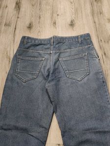 Ma5670 Sabrin baggy jeans waist 34 inches