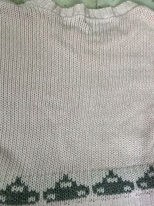 Pink Cropped Sweater with Cute Pattern