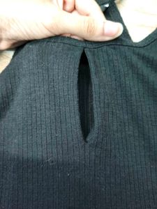 Black Ribbed Crop Top