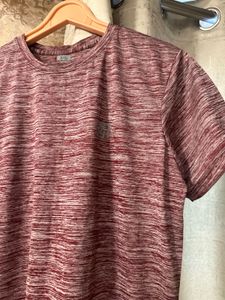 🛍️🛍️🛍️Maroon Patterned Workout T-Shirt,Bust-36