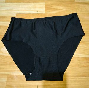 Comfortable Black Briefs