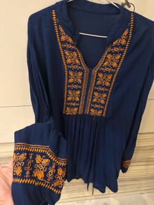 Navy Blue Embroidered Top 💙