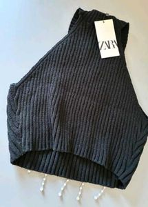 Chic Black Ribbed Top with Pearl Embellishments